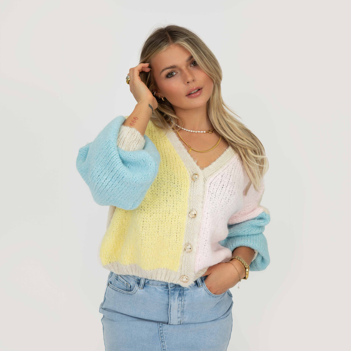 Cárdigan Oversize Pastel Velvet