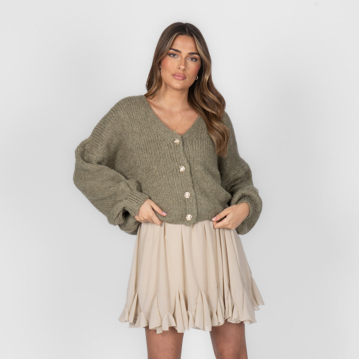 Cárdigan Corto Oversize con Escote en V y Botones Verónica