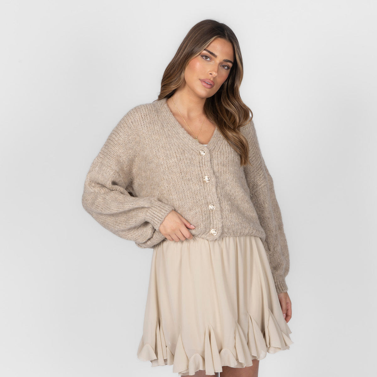 Cárdigan Corto Oversize con Escote en V y Botones Verónica
