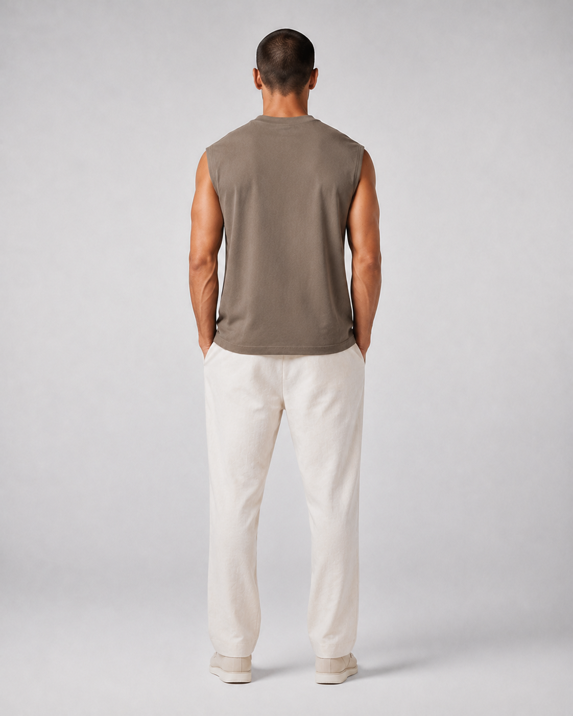 Essential Sleeveless T-Shirt