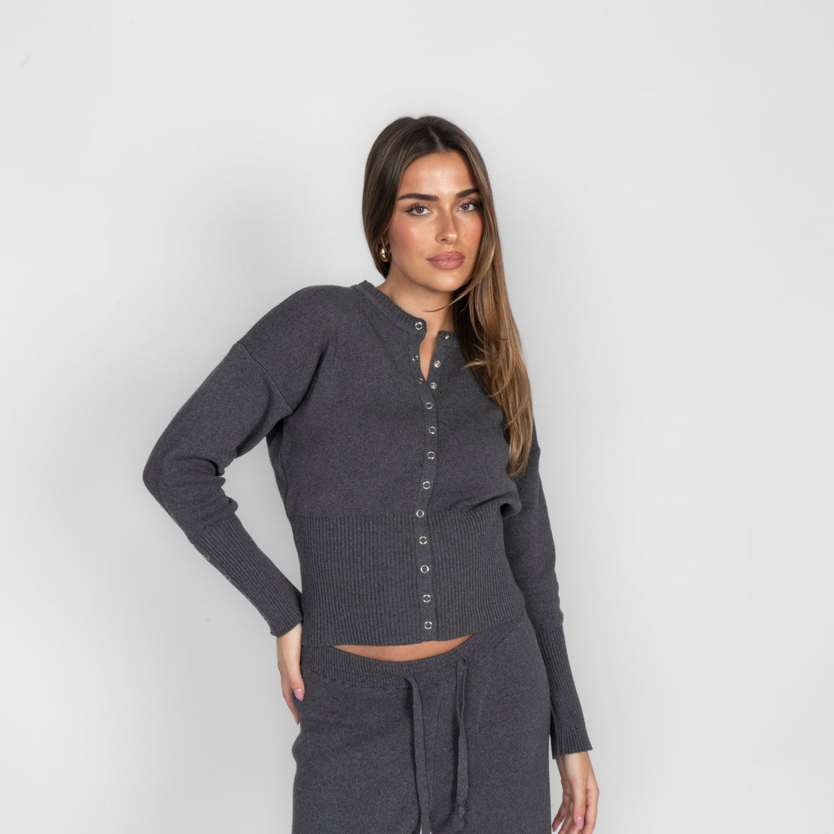 Conjunto de cárdigan de punto y pantalones Lidia