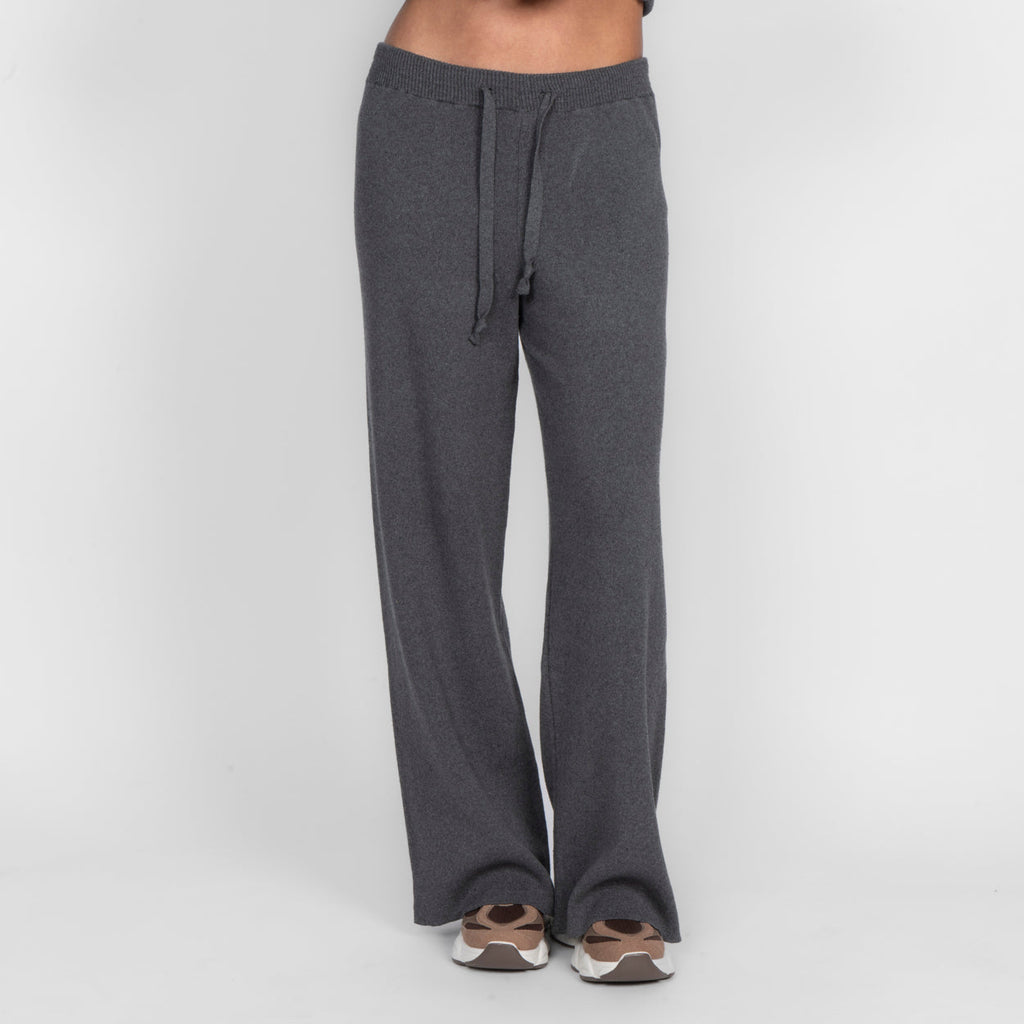Conjunto de cárdigan de punto y pantalones Lidia