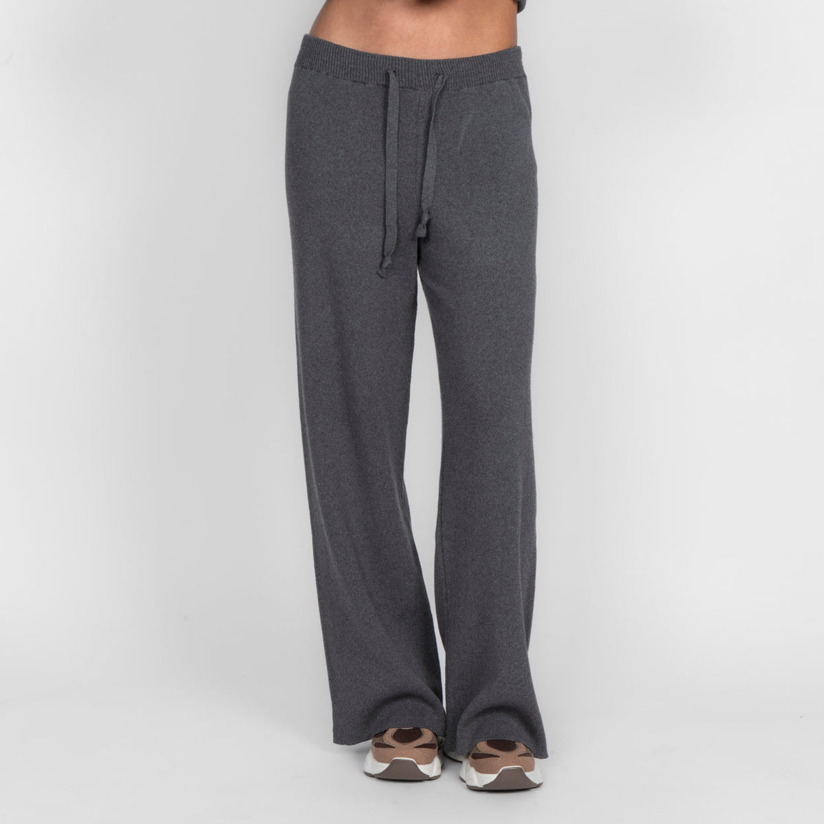Conjunto de cárdigan de punto y pantalones Lidia