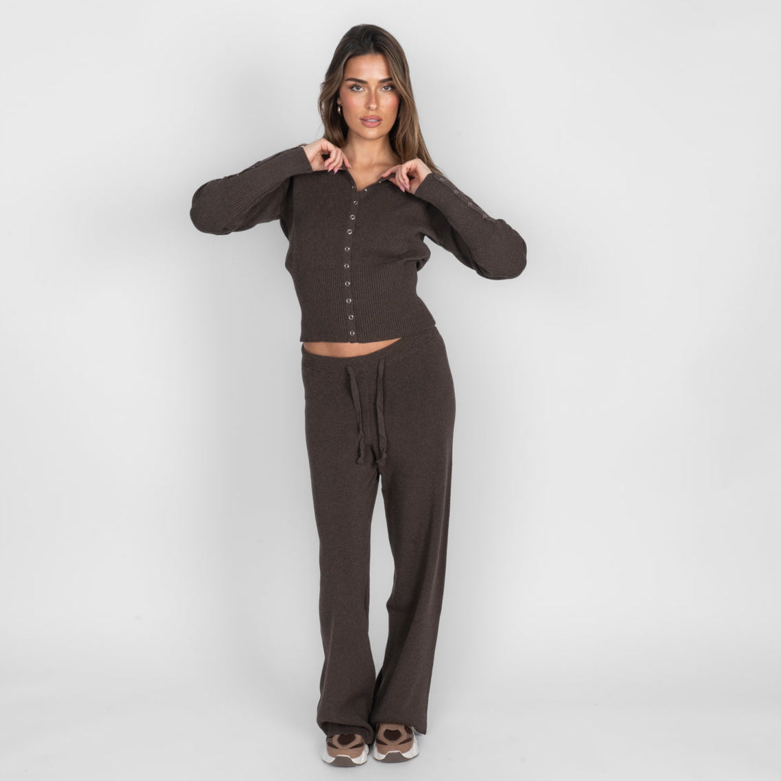 Conjunto de cárdigan de punto y pantalones Lidia