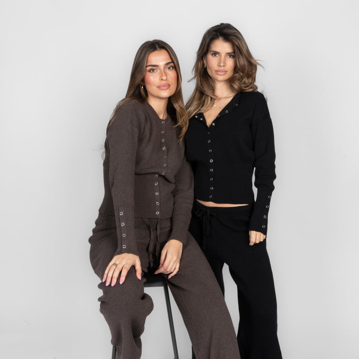 Conjunto de cárdigan de punto y pantalones Lidia