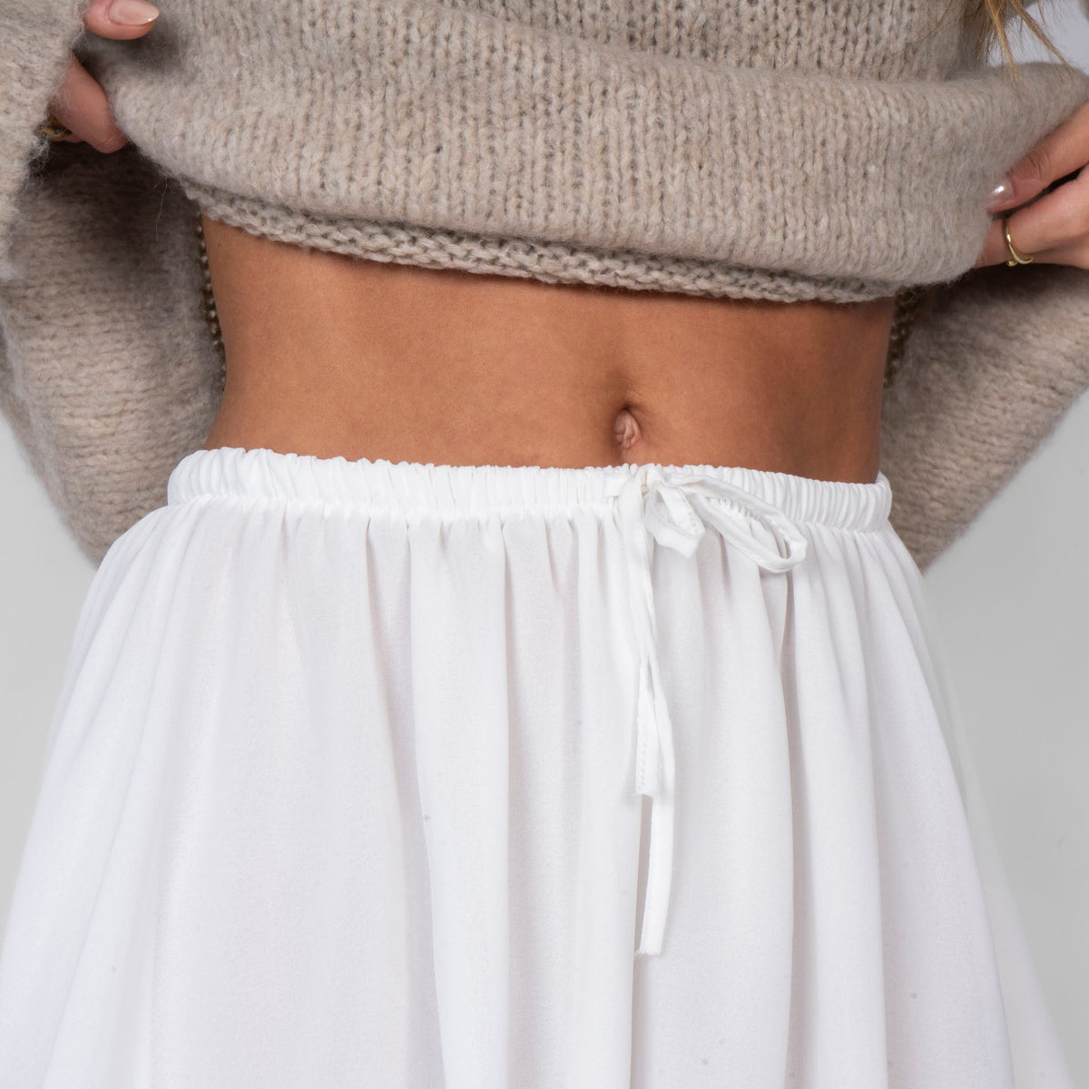 Vega Ruffled Skirt-Pants