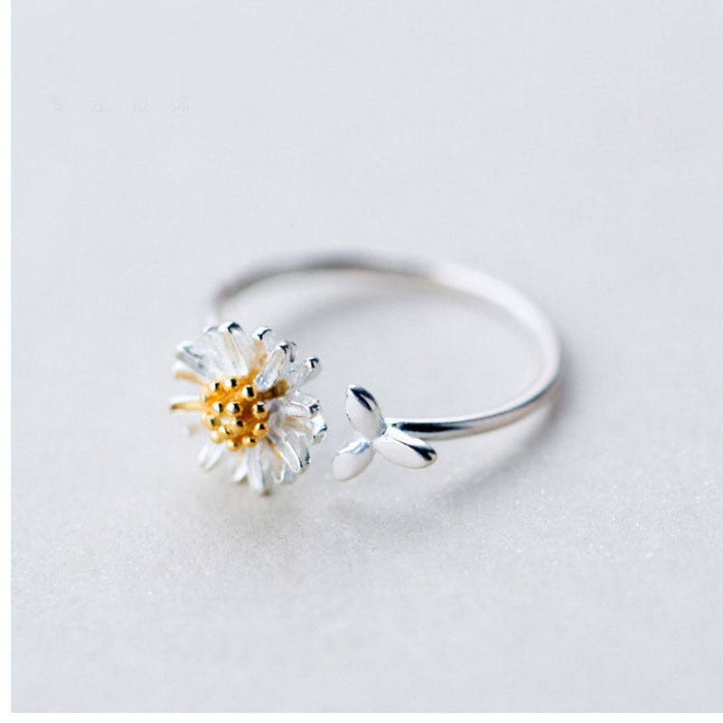 Daisy Flower Ring