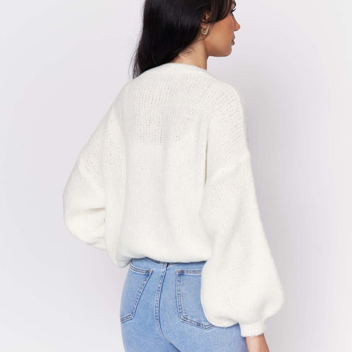 Cárdigan Corto Oversize con Escote en V y Botones Verónica