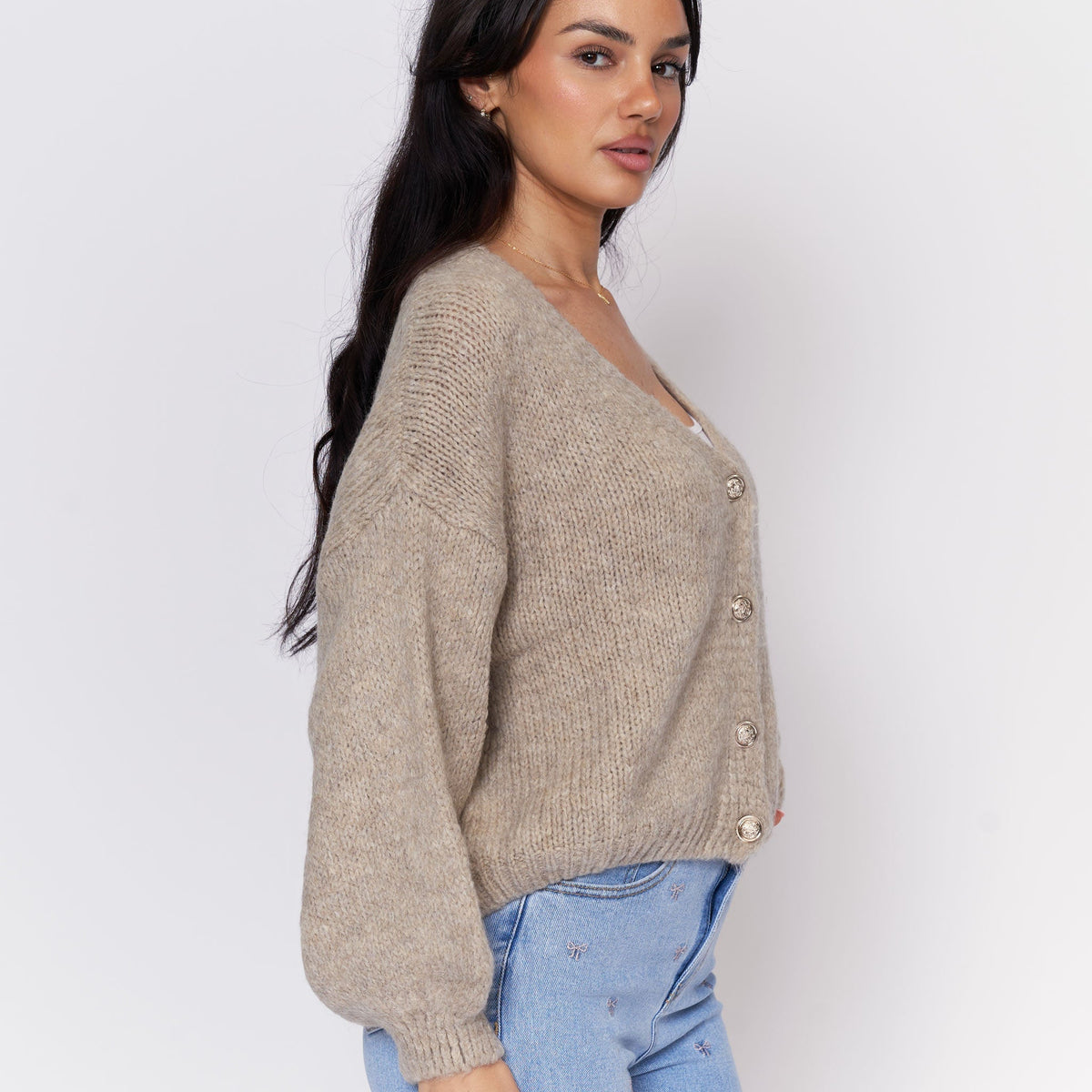 Cárdigan Corto Oversize con Escote en V y Botones Verónica