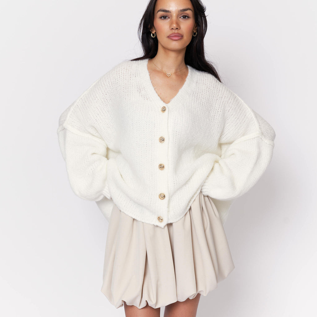 Tamara Oversized Cardigan with V-Neck and Buttons