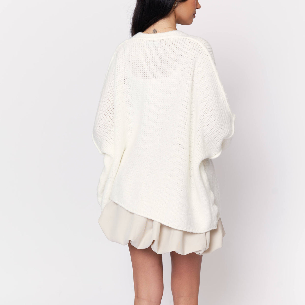Tamara Oversized Cardigan with V-Neck and Buttons