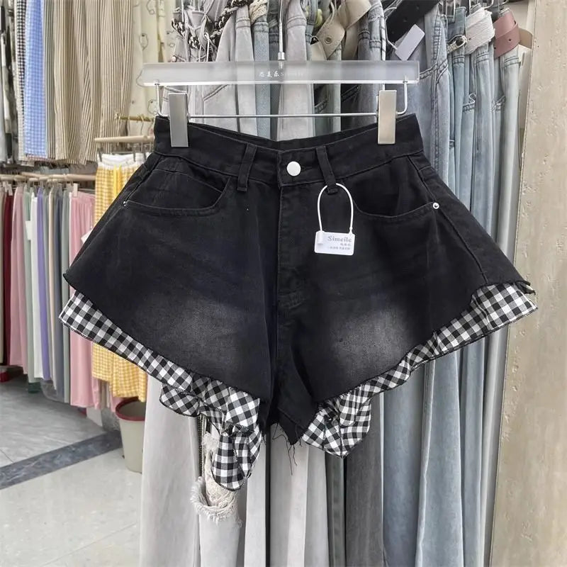 Shorts de mezclilla con ribete de encaje para mujer