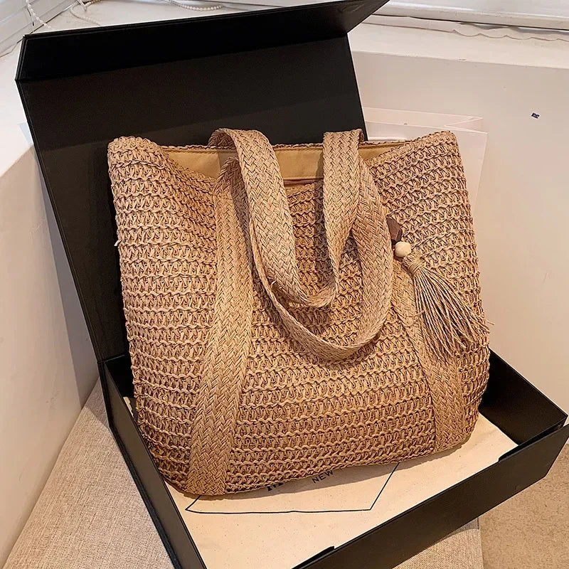 Elegant Straw Woven Handbag