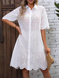Vestido con hombros caídos y bordados