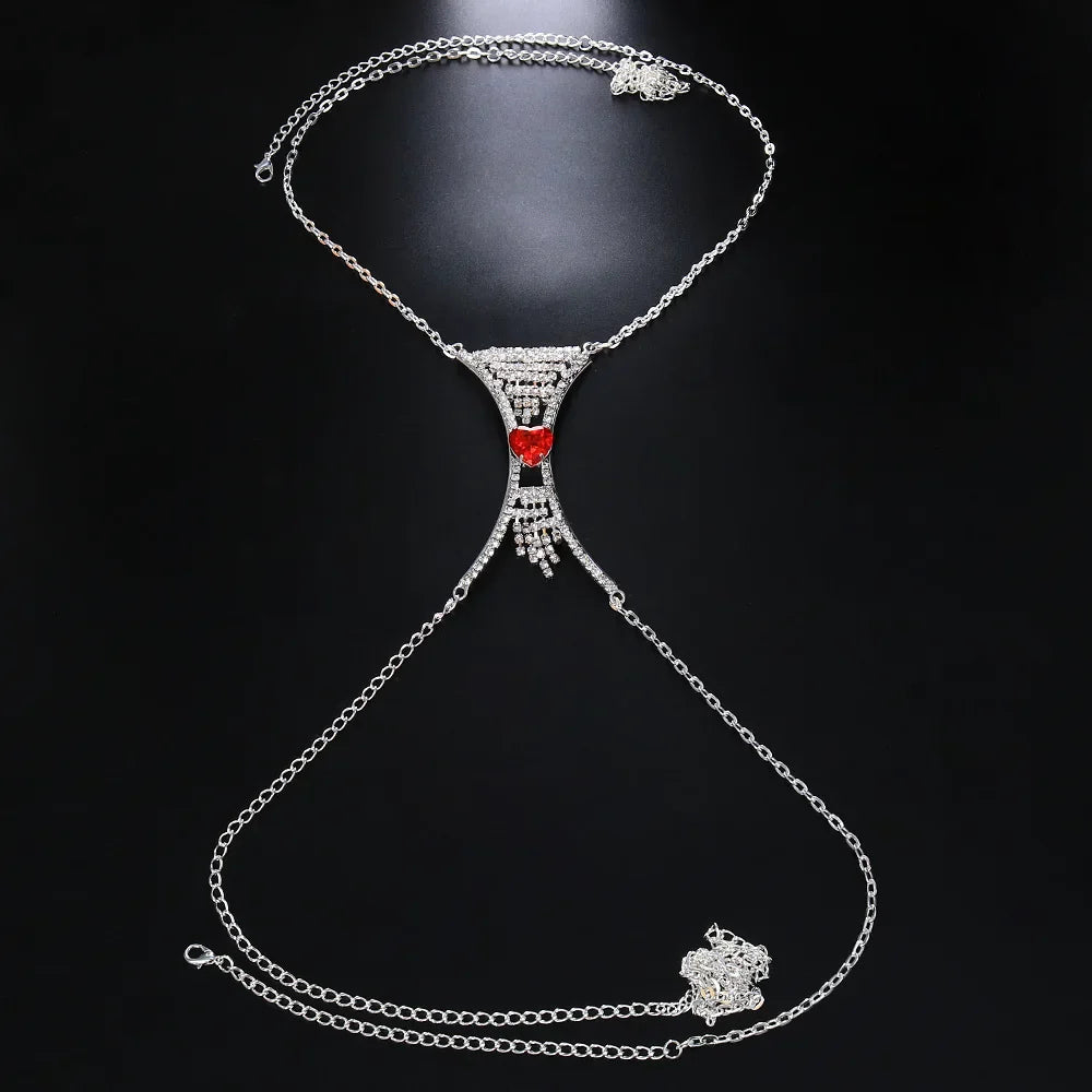 Cadena de pecho con cristal en forma de corazón