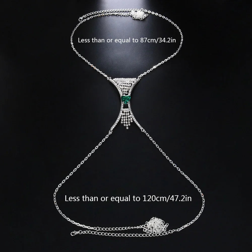 Cadena de pecho con cristal en forma de corazón