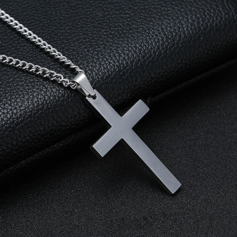 Collar de cruz de acero inoxidable para hombre