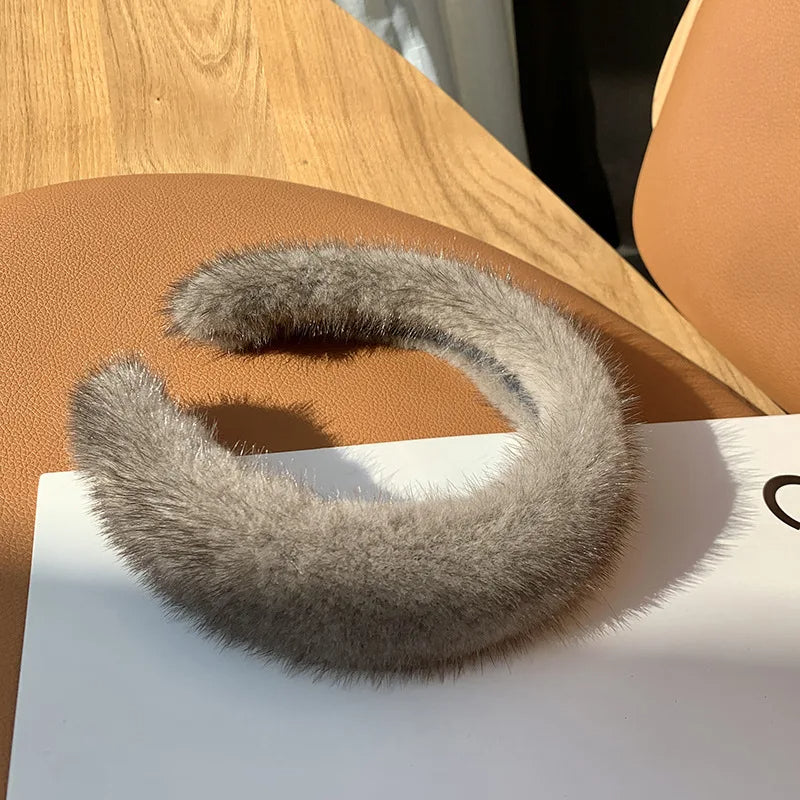 Diadema de piel sintética