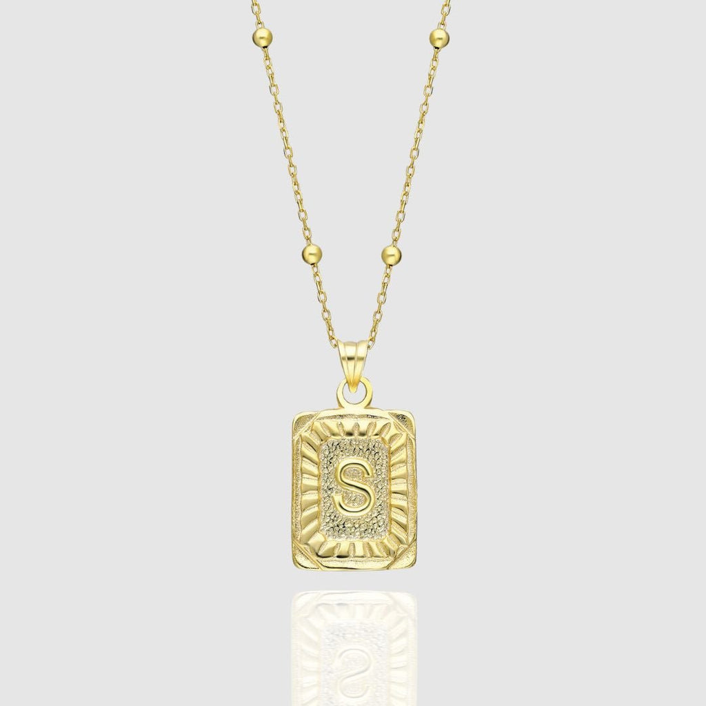 Collar con medallón de inicial