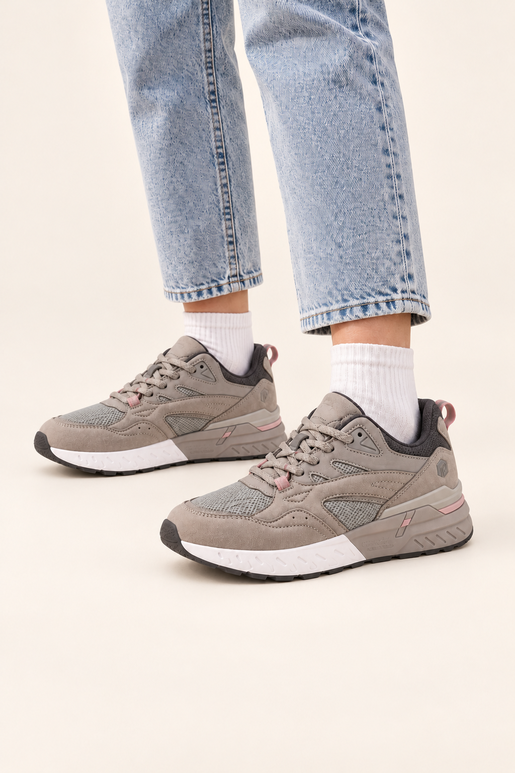Zapatillas Urban Rebound V9